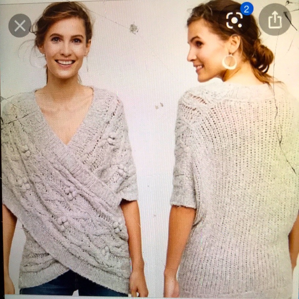 Cabbled crossover sweater